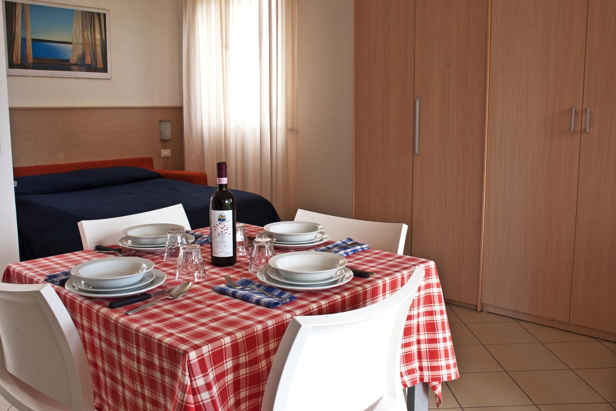 Residence Borgomare Albenga Kültér fotó