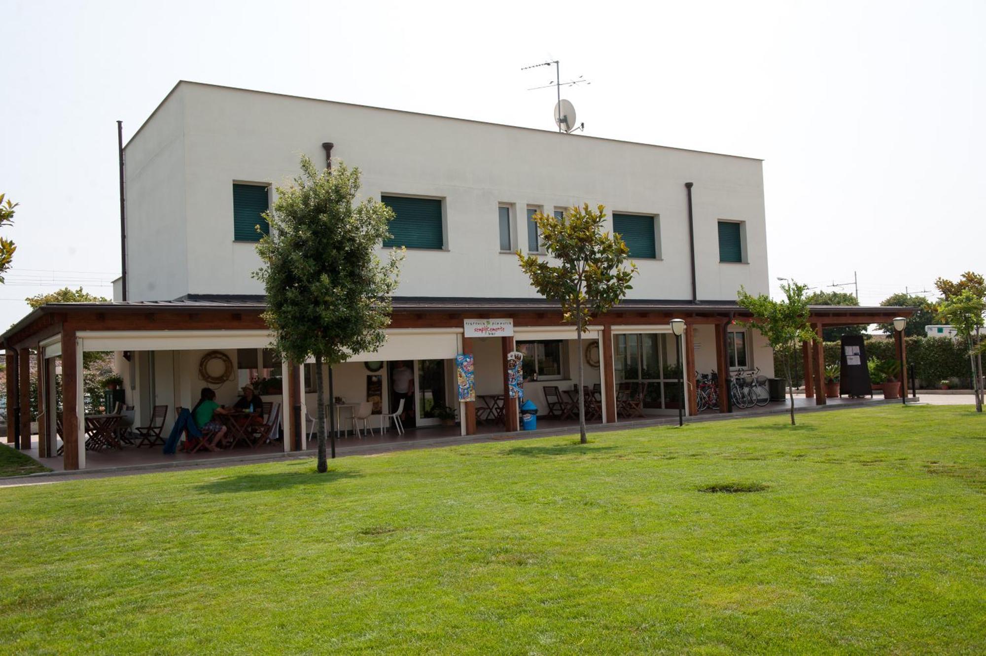 Residence Borgomare Albenga Kültér fotó
