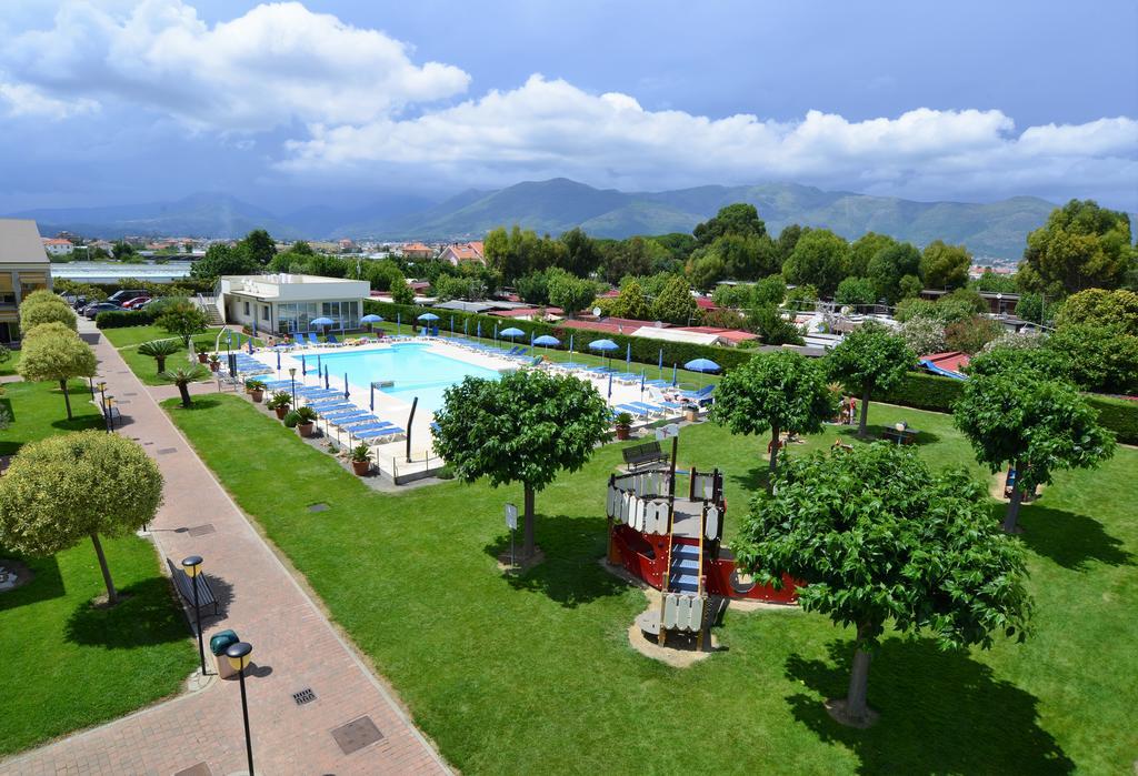 Residence Borgomare Albenga Kültér fotó