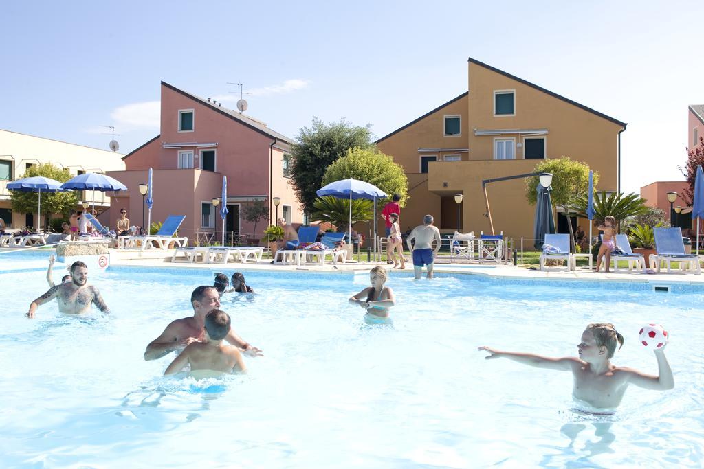 Residence Borgomare Albenga Kültér fotó