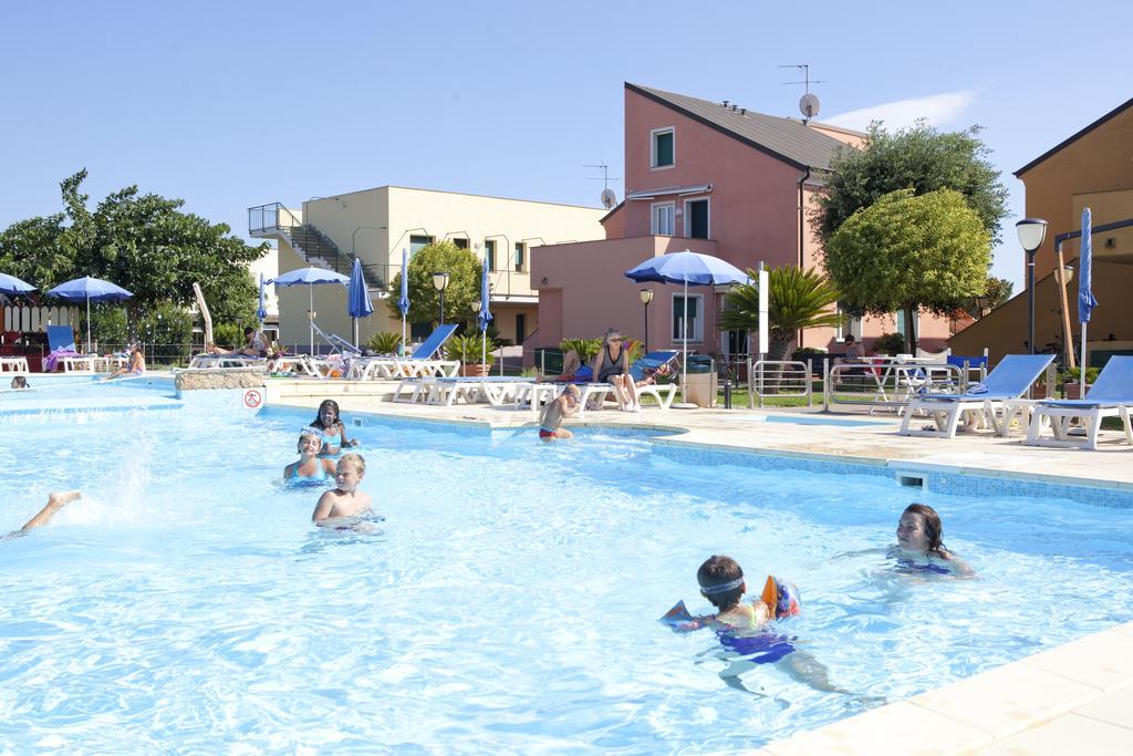 Residence Borgomare Albenga Kültér fotó