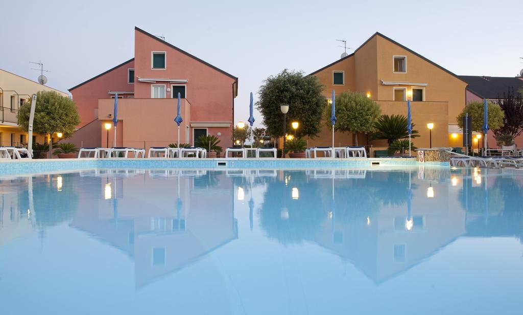 Residence Borgomare Albenga Kültér fotó